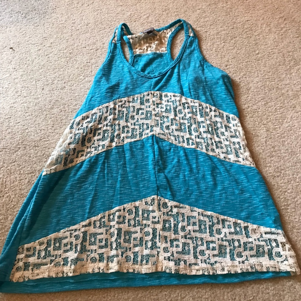 Blue tank with cream details